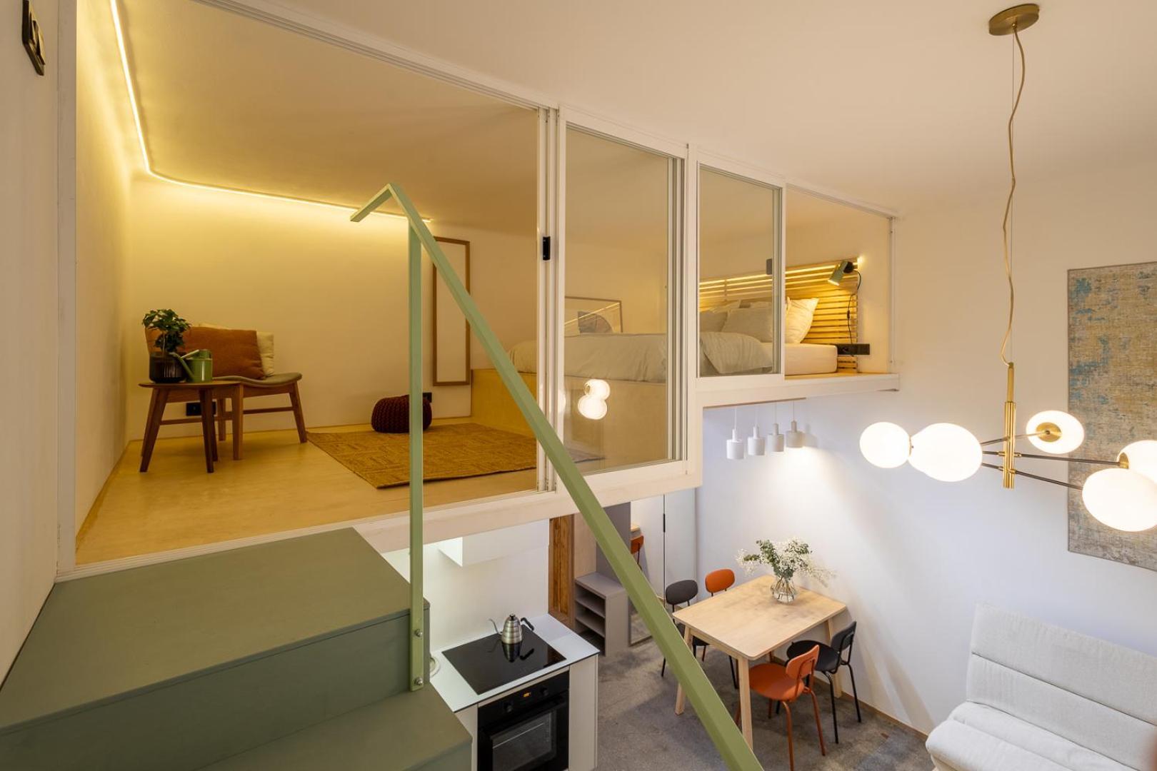 Designer Petite By Vltava River Apartment *